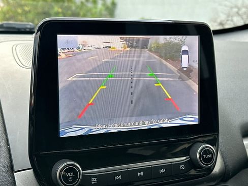 Used 2021 Ford EcoSport SE w/ SE Convenience Package image 21