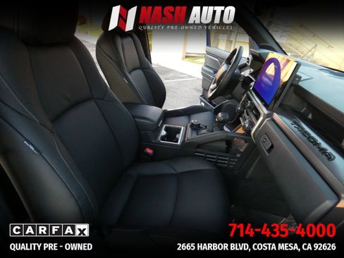 Used 2025 Toyota Tacoma TRD Off-Road w/ TRD Off Road Upgrade Package AWD/4WD image 27