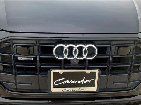 Used 2021 Audi Q8 Prestige w/ Prestige Package image 33