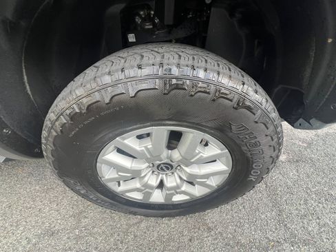 Used 2023 Nissan Frontier PRO-4X w/ Pro Convenience Package AWD/4WD image 29