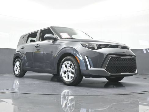 Used 2024 Kia Soul S FWD image 59