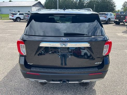 Used 2024 Ford Explorer XLT w/ Equipment Group 202A AWD/4WD image 6