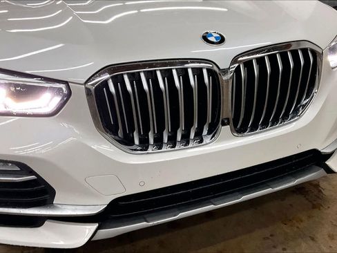 Used 2021 BMW X5 xDrive40i w/ Premium Package image 32