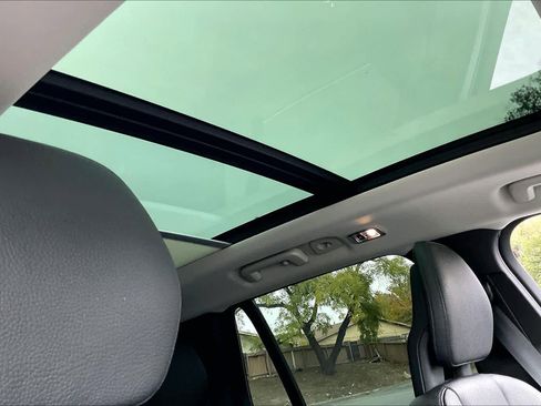 Used 2022 Volvo XC90 T8 Inscription Expression w/ Advanced Package image 25