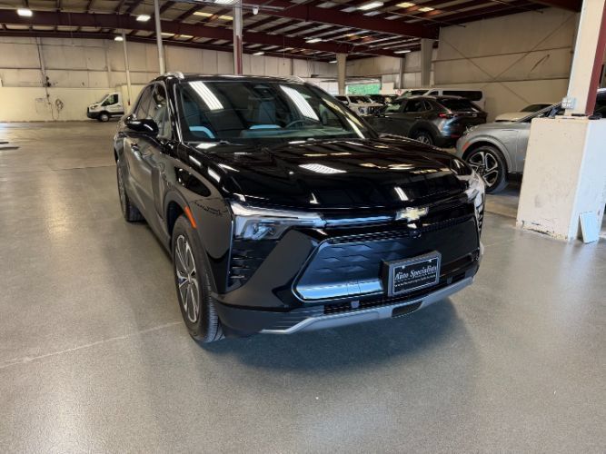 Used 2024 Chevrolet Blazer EV LT AWD/4WD image 7
