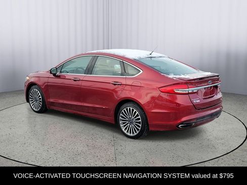 Used 2018 Ford Fusion Titanium image 3