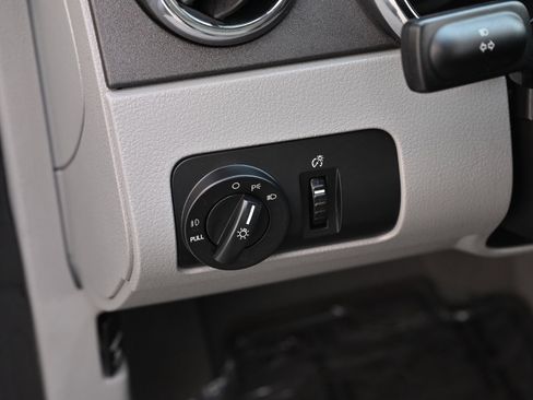 Used 2008 Ford Mustang GT Premium image 34