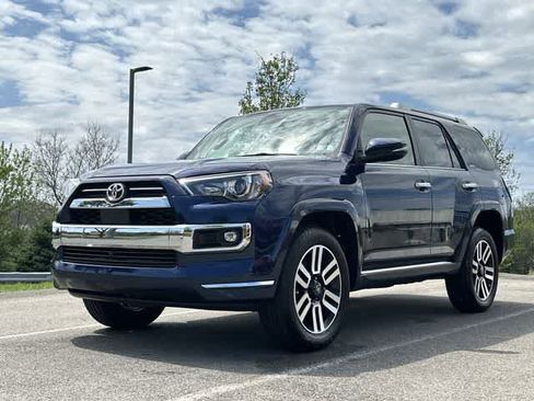 Used 2023 Toyota 4Runner Limited AWD/4WD image 29