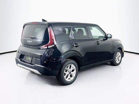 Used 2025 Kia Soul LX w/ LX Technology Package image 9