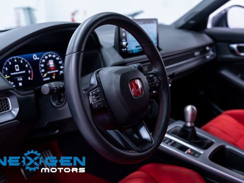 Used 2024 Honda Civic Type R image 19