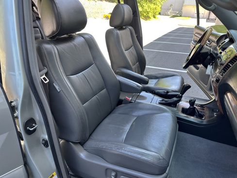 Used 2004 Lexus GX 470 AWD/4WD image 28