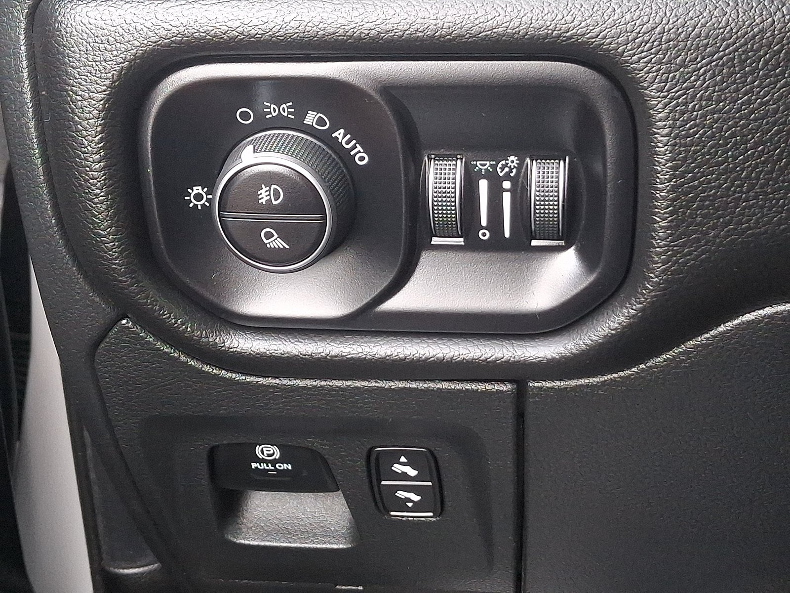 Used 2025 RAM 1500 Big Horn AWD/4WD image 22