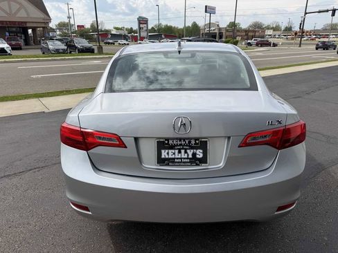 Used 2014 Acura ILX FWD image 4