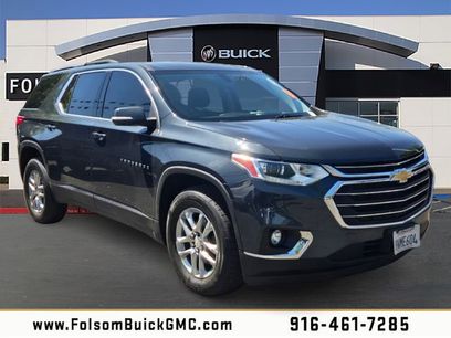 Used 2021 Chevrolet Traverse LT