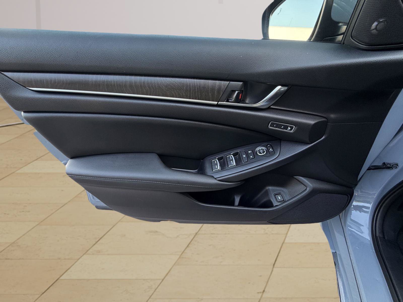 Used 2022 Honda Accord Touring image 20