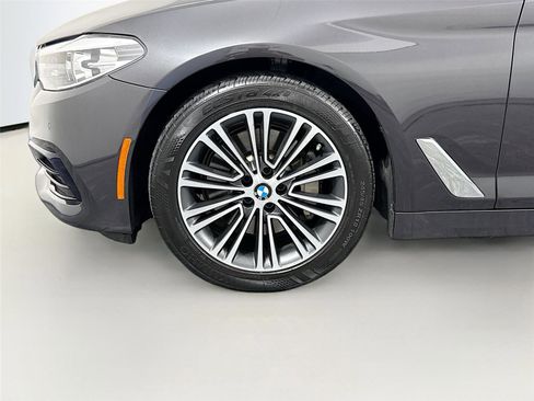 Used 2019 BMW 540i w/ Convenience Package RWD image 31