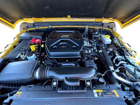 Used 2021 Jeep Wrangler Unlimited Freedom Edition image 11