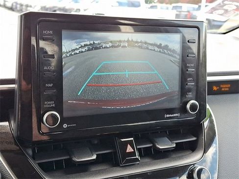 Used 2022 Toyota Corolla LE image 17