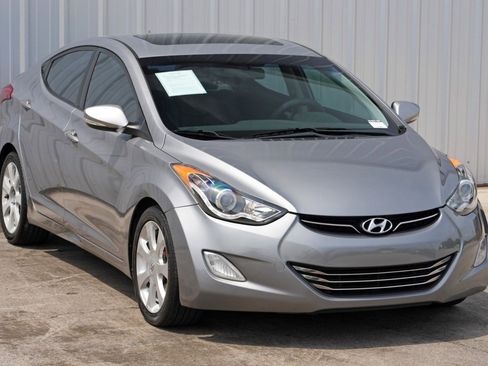 Used 2012 Hyundai Elantra Limited w/ Technology Pkg 5 FWD image 48
