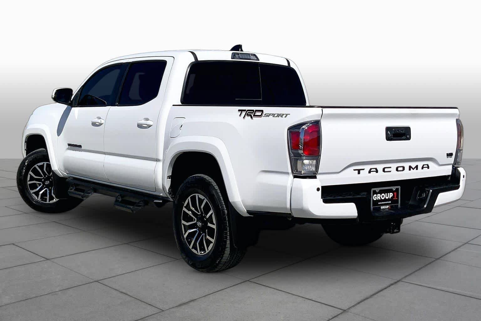 Used 2022 Toyota Tacoma TRD Sport w/ TRD Premium Sport Package RWD image 12
