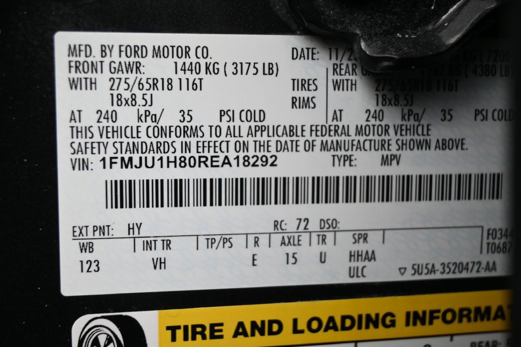 Used 2024 Ford Expedition XLT RWD image 8