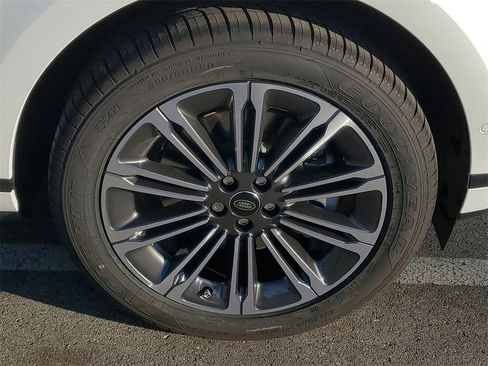 New 2026 Land Rover Range Rover Evoque S image 5