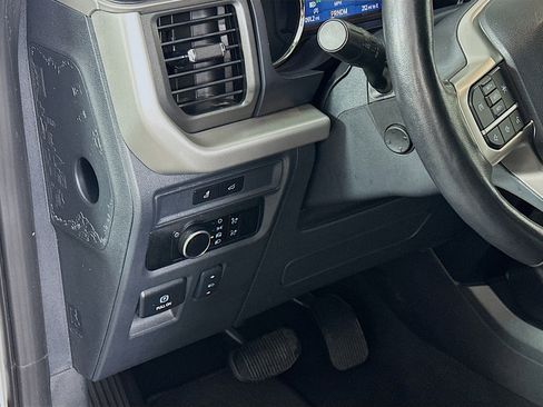Used 2024 Ford Expedition XLT AWD/4WD image 17