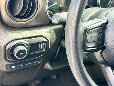 Used 2023 Jeep Wrangler Unlimited w/ 8.4" Radio Group image 11