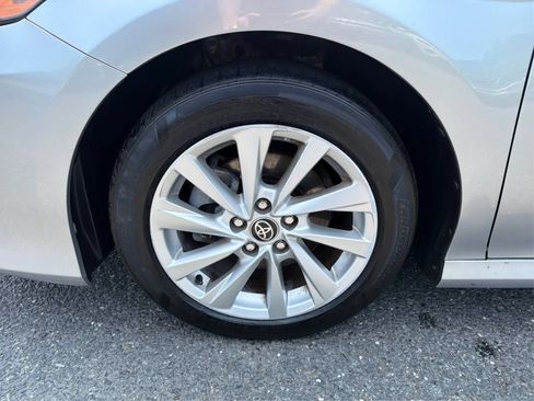 Used 2021 Toyota Camry LE AWD/4WD image 16