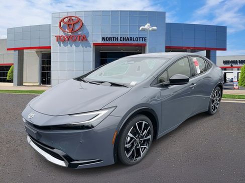 New 2026 Toyota Prius Plug-In Hybrid image 5