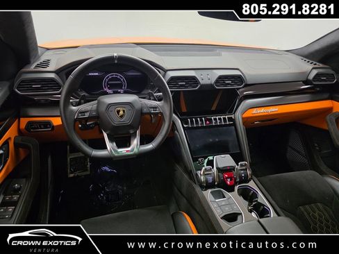 Used 2024 Lamborghini Urus S AWD/4WD image 29