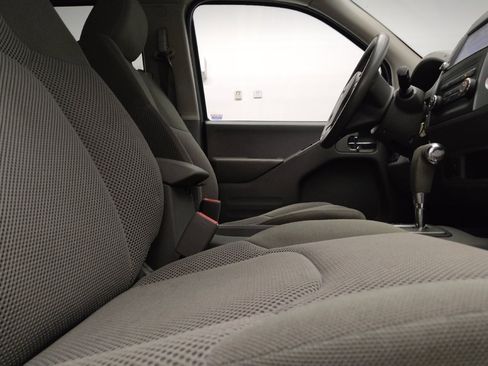 Used 2019 Nissan Frontier SV RWD image 21