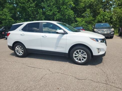 Used 2021 Chevrolet Equinox LT AWD/4WD image 3