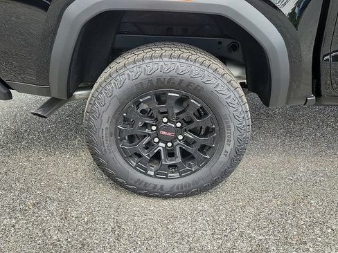 New 2026 GMC Canyon Elevation w/ Convenience Package RWD image 5