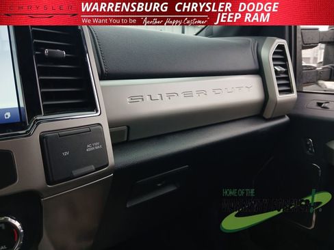 Used 2022 Ford F250 Lariat w/ Chrome Package image 26