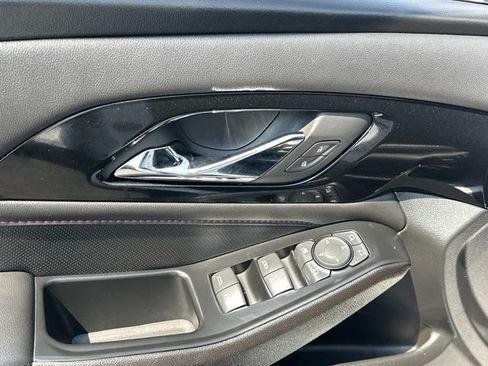 Certified 2023 Chevrolet Traverse RS w/ LPO, Floor Liner Package AWD/4WD image 21