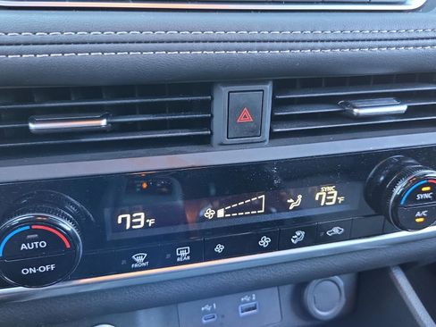 Used 2023 Nissan Rogue SV image 20