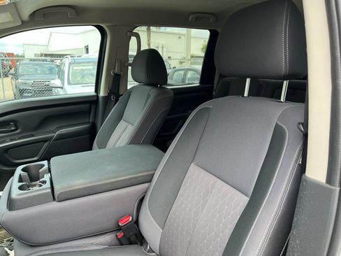 Used 2022 Nissan Titan S w/ S Utility Package RWD image 7