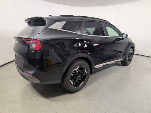 New 2026 Kia Sportage EX w/ EX Panorama Roof Package image 7