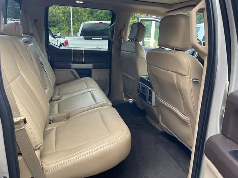 Used 2018 Ford F150 Lariat w/ Equipment Group 502A Luxury AWD/4WD image 27