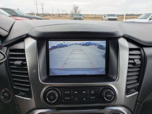 Used 2019 Chevrolet Suburban Premier image 17