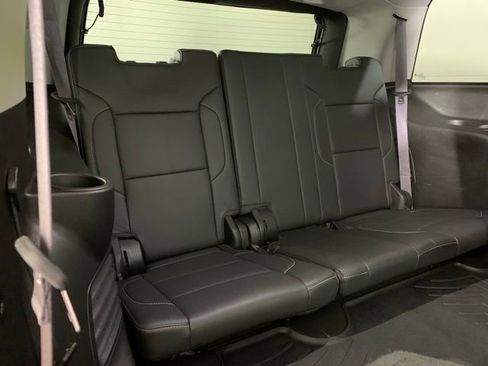 Used 2017 GMC Yukon SLT w/ Open Road Package AWD/4WD image 29