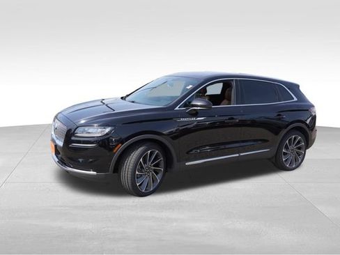 Used 2022 Lincoln Nautilus Reserve w/ Equipment Group 201A AWD/4WD image 10
