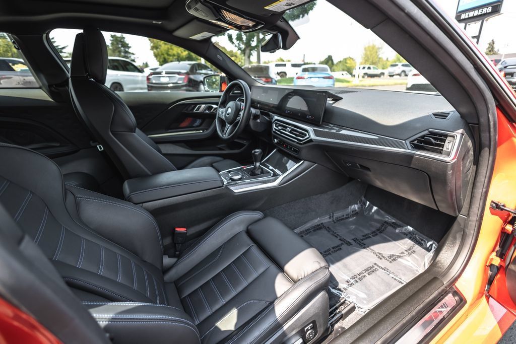 Used 2023 BMW M2 w/ Lighting Package RWD image 21