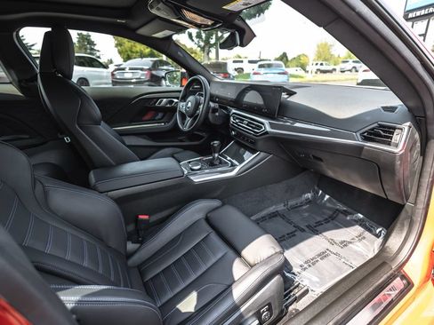 Used 2023 BMW M2 w/ Lighting Package RWD image 21