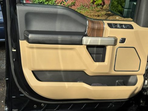 Used 2016 Ford F150 Lariat AWD/4WD image 25