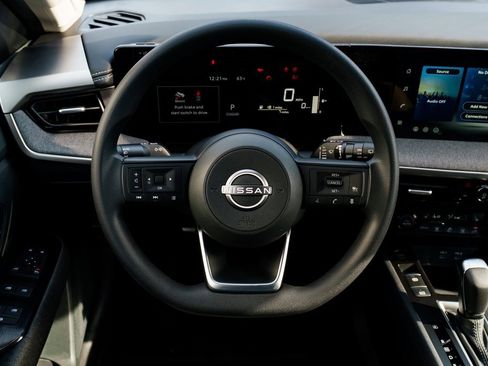 New 2026 Nissan Kicks SV w/ SV Premium Package image 11