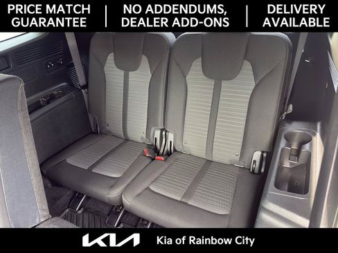 Used 2023 Kia Sorento LX FWD image 15