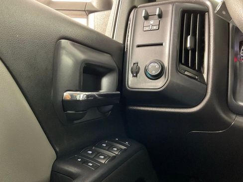 Used 2015 Chevrolet Silverado 2500 W/T image 19