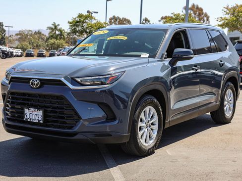 Certified 2024 Toyota Grand Highlander AWD image 19
